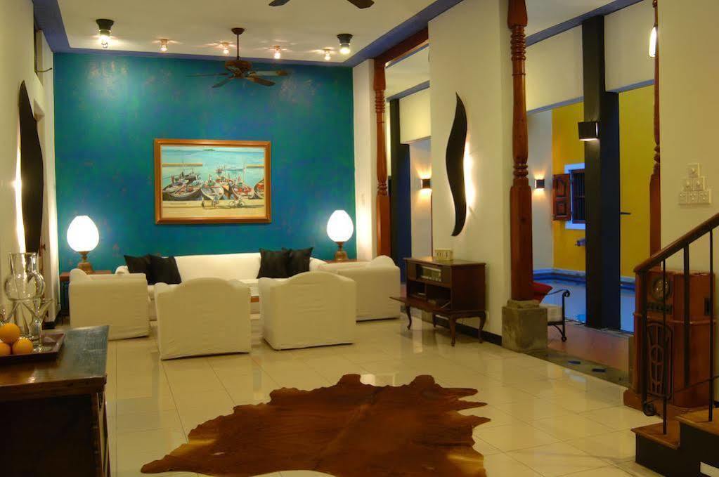 Villa Capers Colombo Exterior photo